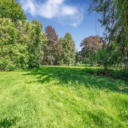 Plain House Is Very Suitable For Groups Ferrières