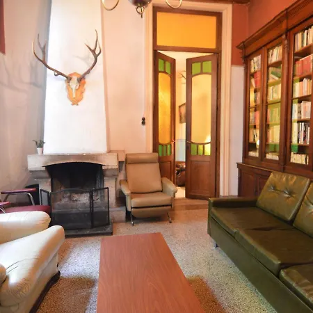 Plain House Is Very Suitable For Groups Holiday home *